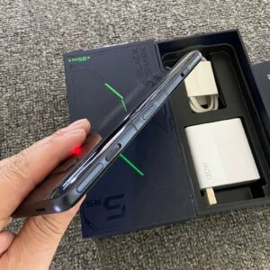 90% N EW Xiaomi Black Shark 5 RS 12+ 256GB Snapdragon 888 Unlocked 5G game phone Internal 256GB 12GB RAM Color black - Image 4