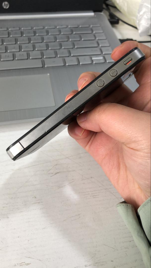 99%new Apple iPhone 5 64GB+iphone 4 32G ios - black with box - Image 5