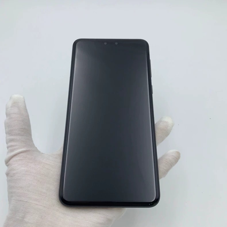 Huawei Mate 60 Pro+ 6.76" 50MP 16+1TB Kirin 9000S HarmonyOS Google play Charger Included Yes Storage Capacity 16+1TB - Image 2