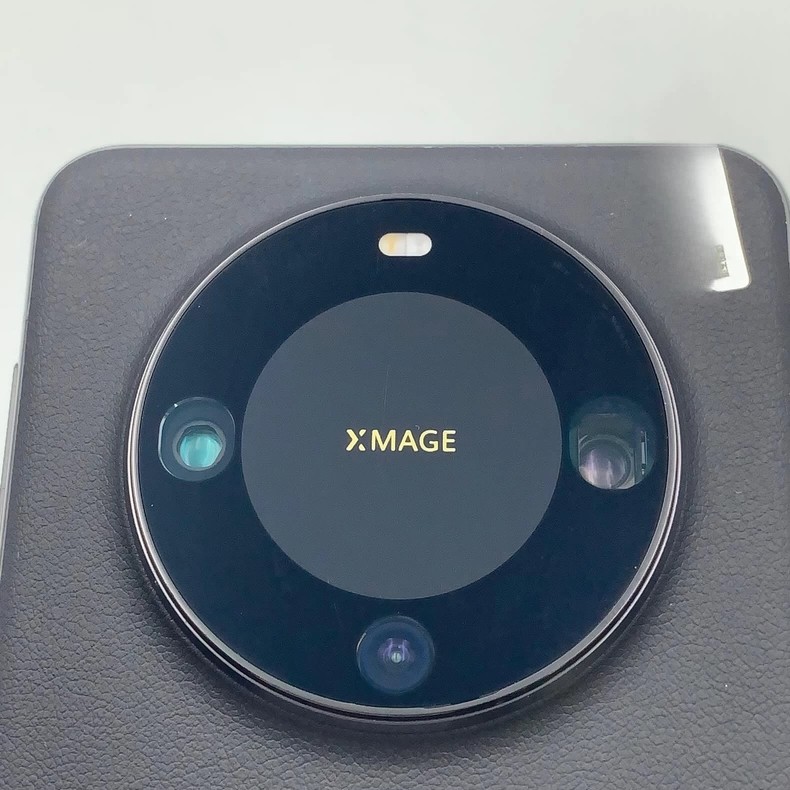 Huawei Mate 60 Pro+ 6.76" 50MP 16+1TB Kirin 9000S HarmonyOS Google play Charger Included Yes Storage Capacity 16+1TB - Image 22
