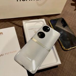 Huawei P50 Pocket 256GB/512GB HarmonyOS 2.0 Snapdragon no Google Play Color random color Storage Capacity 12+512 GB