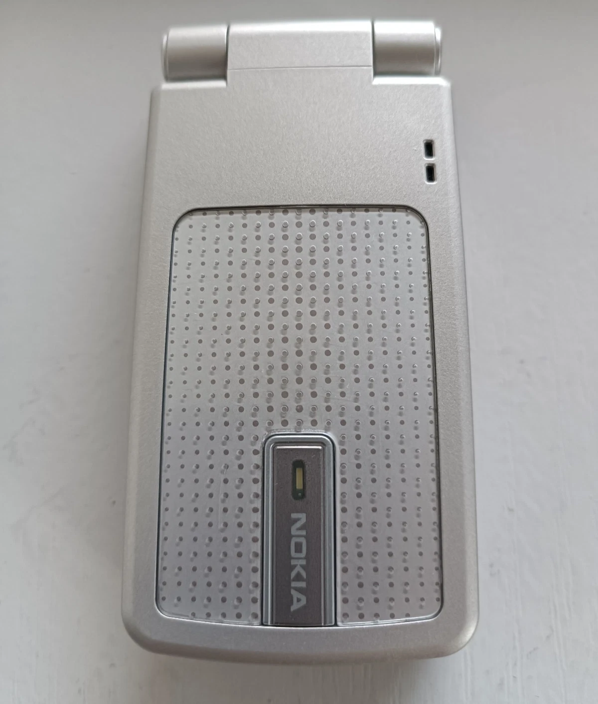 Nokia 6260 Vintage Flip Unlocked Mobile Phone - Image 7