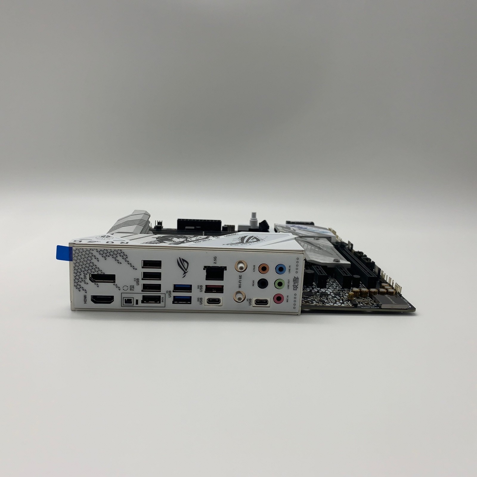 ASUS ROG STRIX B760-G GAMING WIFI S (White mATX, Intel B760, LGA 1700) Socket Type LGA 1700 - Image 4