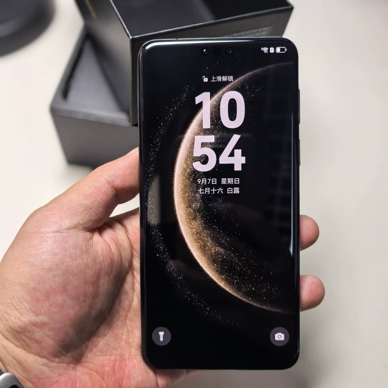 Huawei Mate 70 Pro 6.9" Kirin 9020 HarmonyOS 12GB+512GB Google play Color please note color in order Storage Capacity 1TB 12GB RAM - Image 3