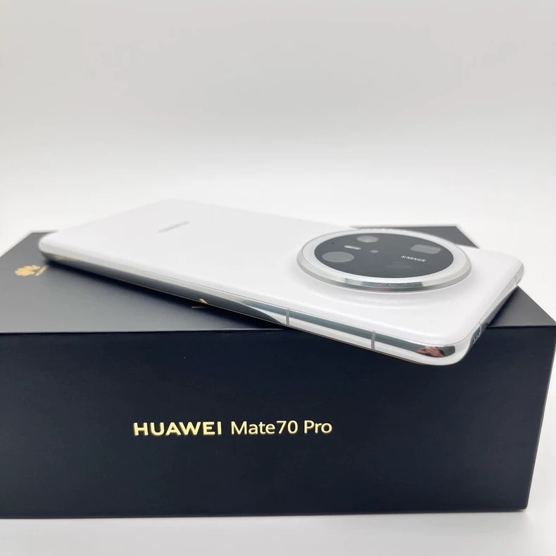 Huawei Mate 70 Pro 6.9" Kirin 9020 HarmonyOS 12GB+512GB Google play Color please note color in order Storage Capacity 1TB 12GB RAM - Image 12
