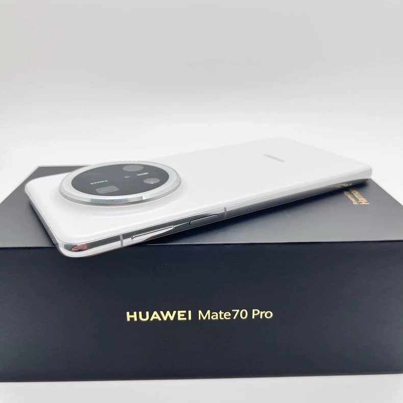 Huawei Mate 70 Pro 6.9" Kirin 9020 HarmonyOS 12GB+512GB Google play Color please note color in order Storage Capacity 1TB 12GB RAM - Image 15