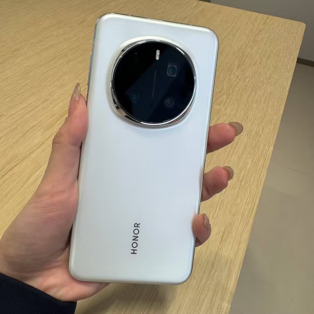 Huawei Honor Magic7 6.78" 50MP 5650mAh Android 15 Snapdragon 5G Google Play Storage 16GB+1TB in order - Image 3