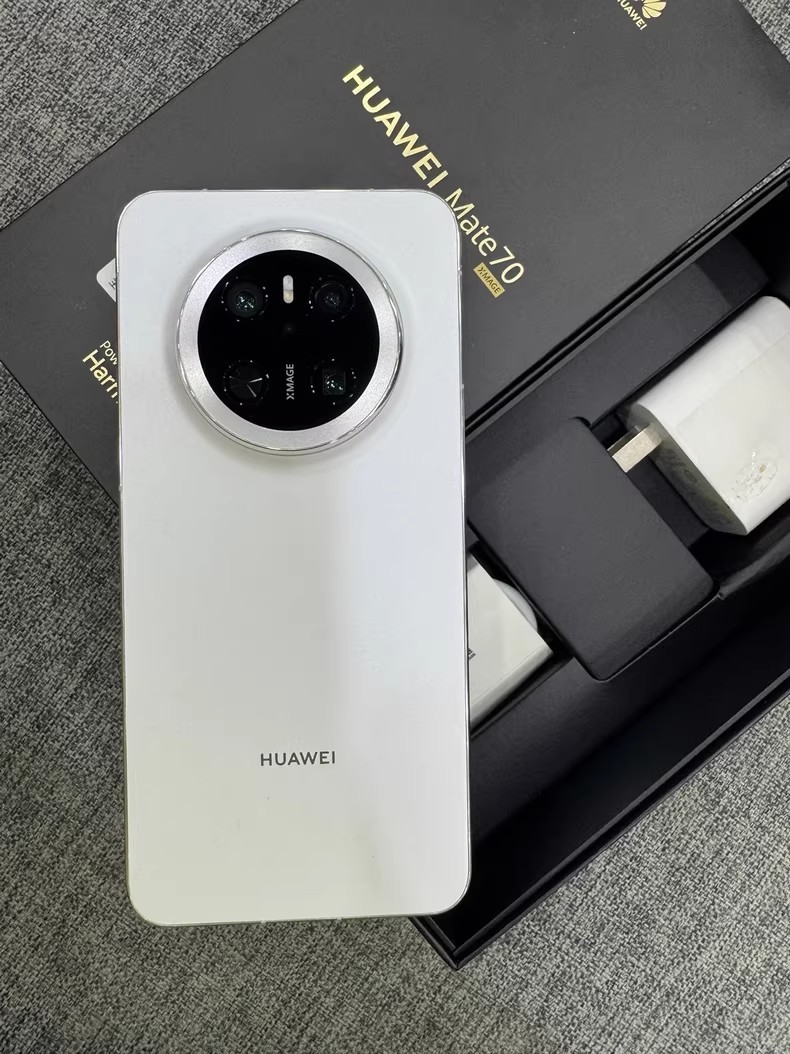 Huawei mate70 6.7" 50MP 12+512GB Dual SIM HarmonyOS Google Play Global Couleur White Capacité de stockage 512GB phone + charger + phone box - Image 9