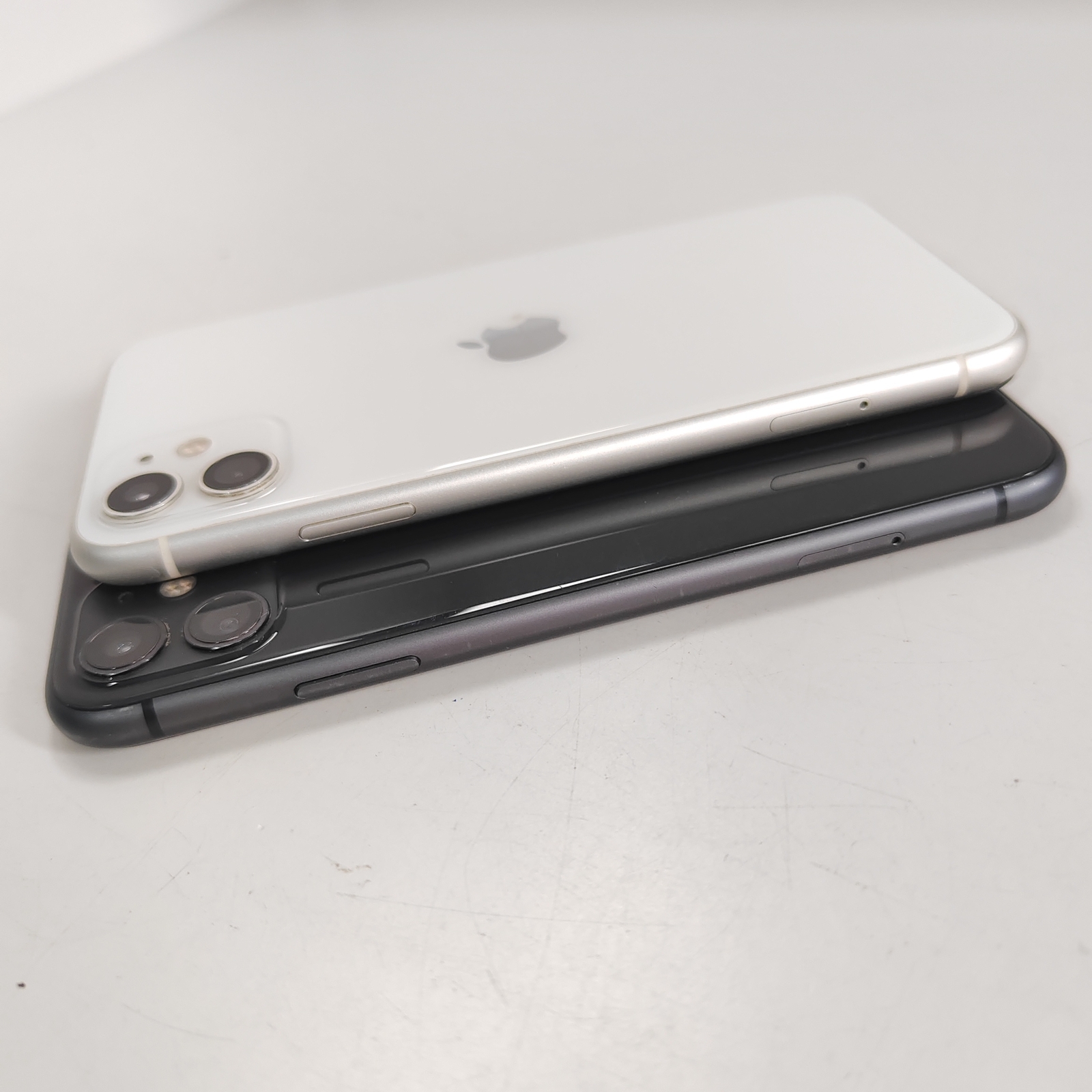 Apple iPhone 11 6.1" 12MP 64/128/256GB iOS 18 all colors with Face ID Storage 4GB+256GB Color Random color - Image 12