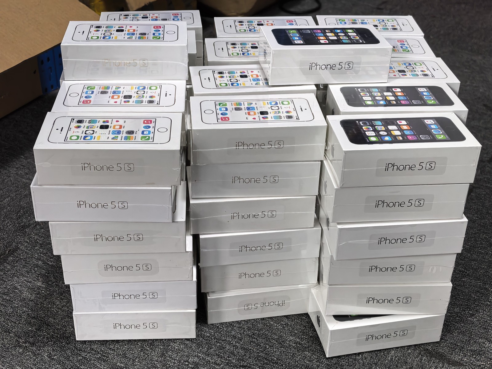 Apple iPhone 5S- 16/32/64GB - Black silver gold IOS12 storage 64GB colors silver - Image 5