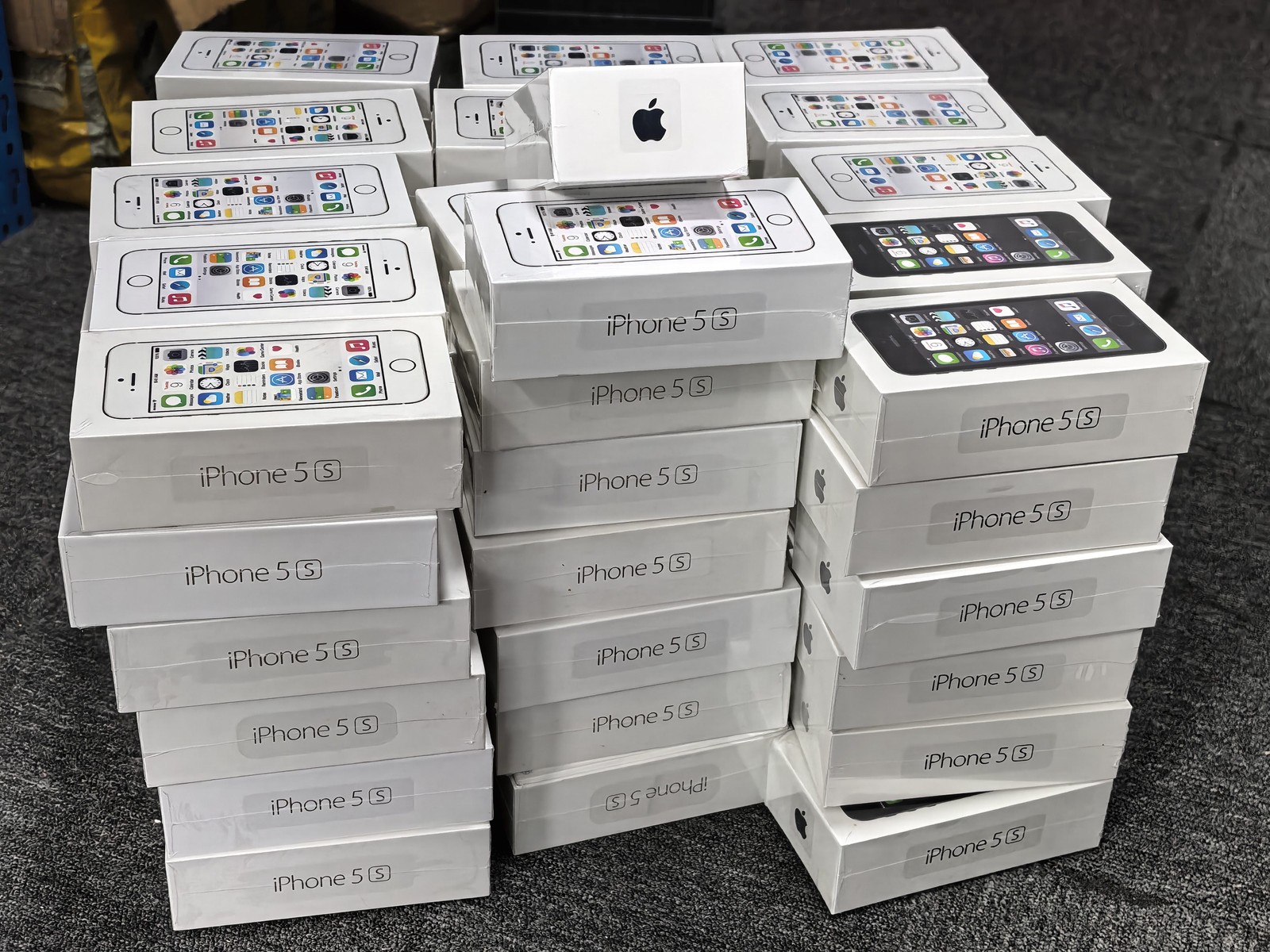 Apple iPhone 5S- 16/32/64GB - Black silver gold IOS12 storage 64GB colors silver - Image 6