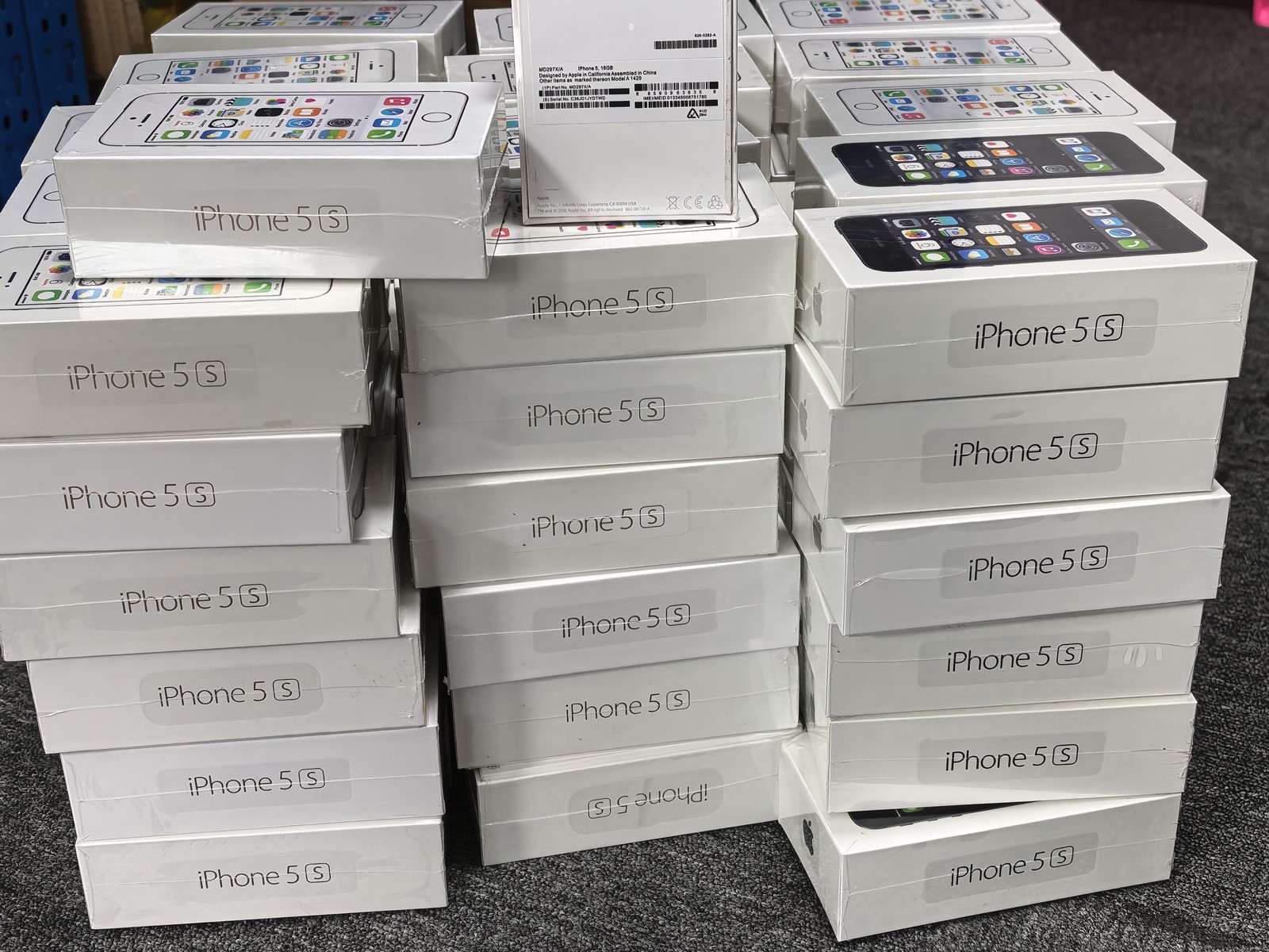 Apple iPhone 5S- 16/32/64GB - Black silver gold IOS12 storage 64GB colors silver - Image 7