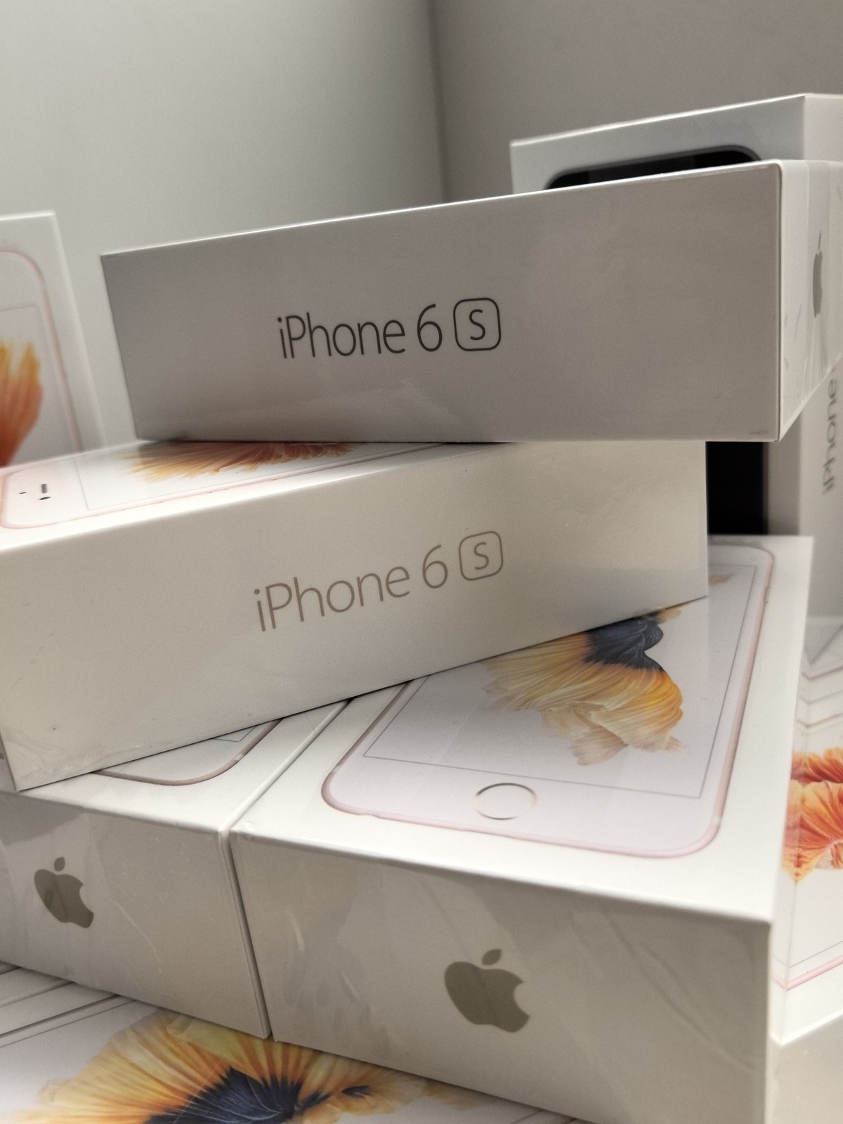 Apple iPhone 6s 16/32/64/128GB all colors IOS15 Smartphone Storage 128GB Model Number 6s Plus colors Please note the color - Image 2