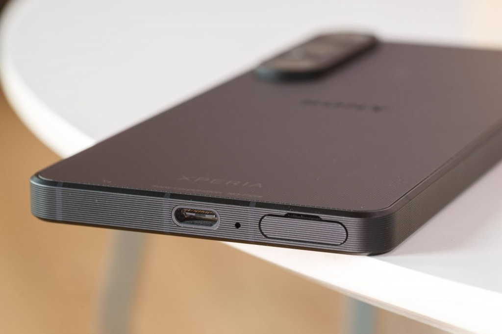 Sony Xperia 1 VII 5G XQ-FS54 XQ-FS72 256GB Factory Unlocked Global eSIM 6.5" Color Random color Model XQ-FS54 Storage Capacity 256GB 12GB RAM - Image 7