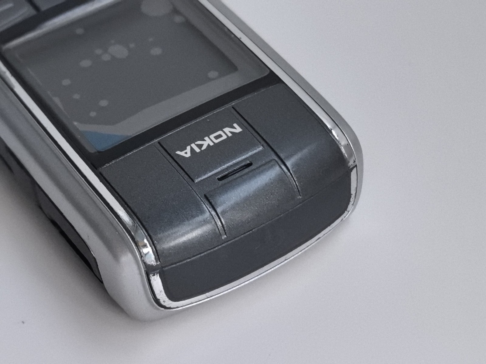 Nokia 6021 - (Unlocked) Cellular Phone - Image 2
