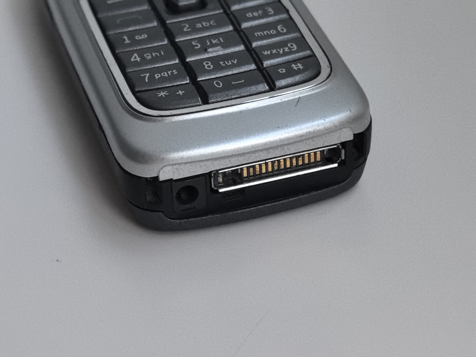 Nokia 6021 - (Unlocked) Cellular Phone - Image 3
