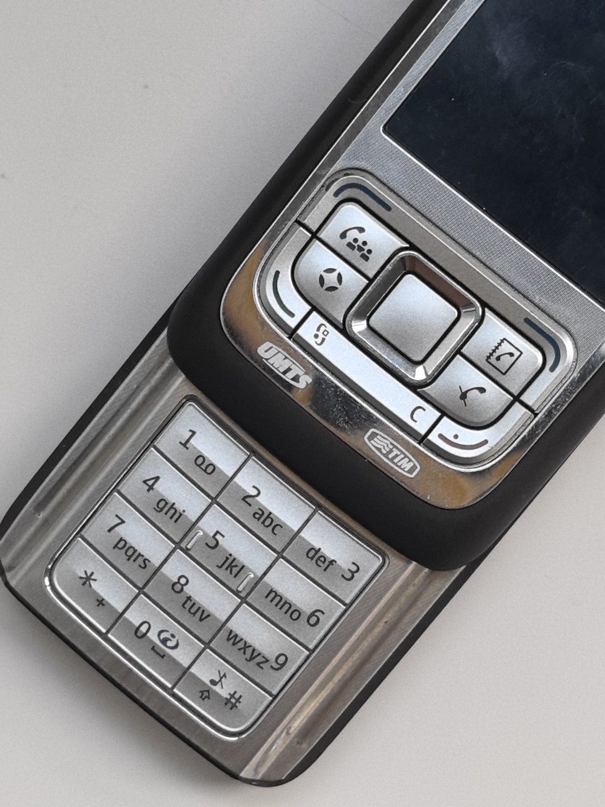 Nokia E65 - (Unlocked) Cellular Phone - Image 3