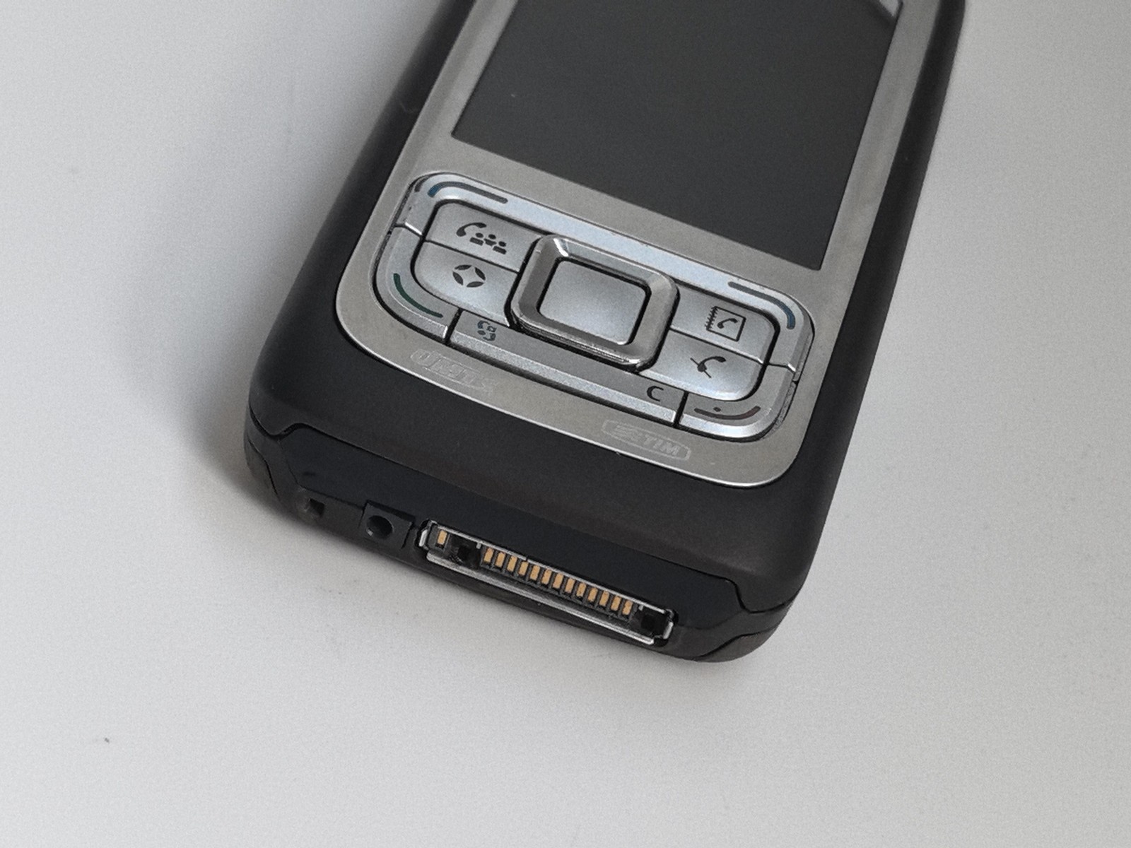 Nokia E65 - (Unlocked) Cellular Phone - Image 5