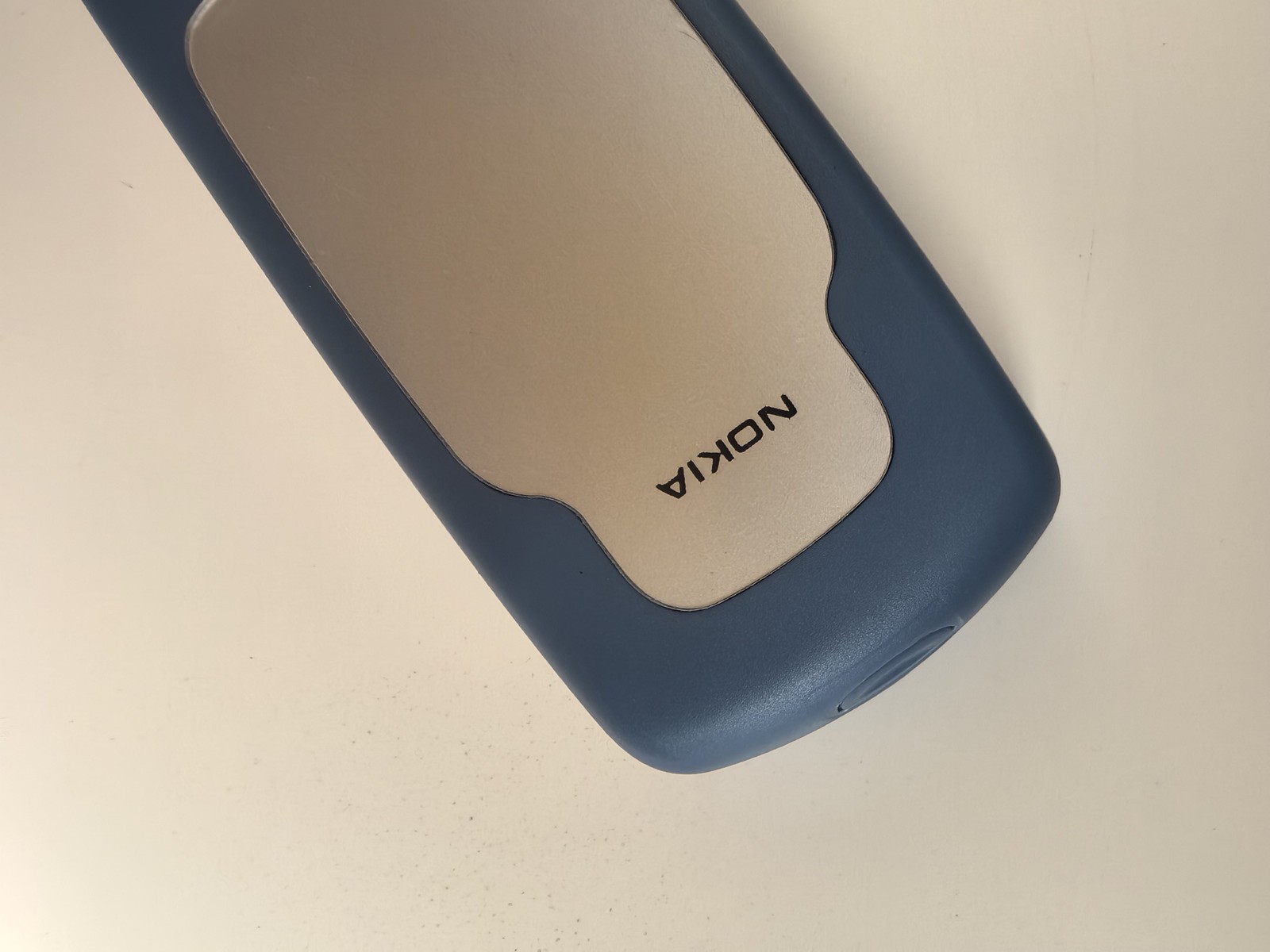 Nokia 2100 - (Unlocked) Cellular Phone - Image 4