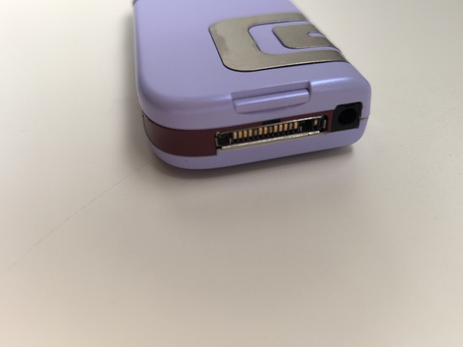 Nokia 7260 - (Unlocked) Cellular Phone - Image 9
