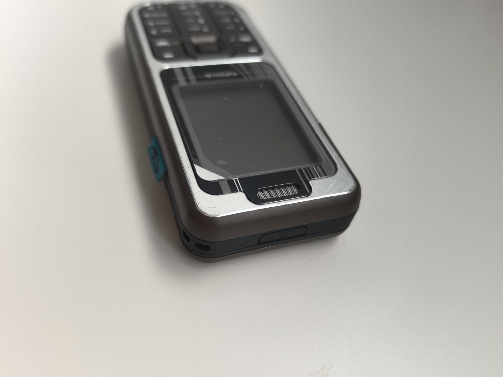 Nokia 7360 - (Unlocked) 1.9" 0.3MP 760mAh Cellular Phone - Image 5