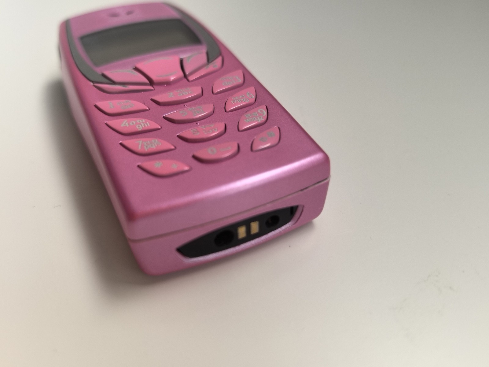 Nokia 6510 - (Unlocked) Cellular Phone - Image 3