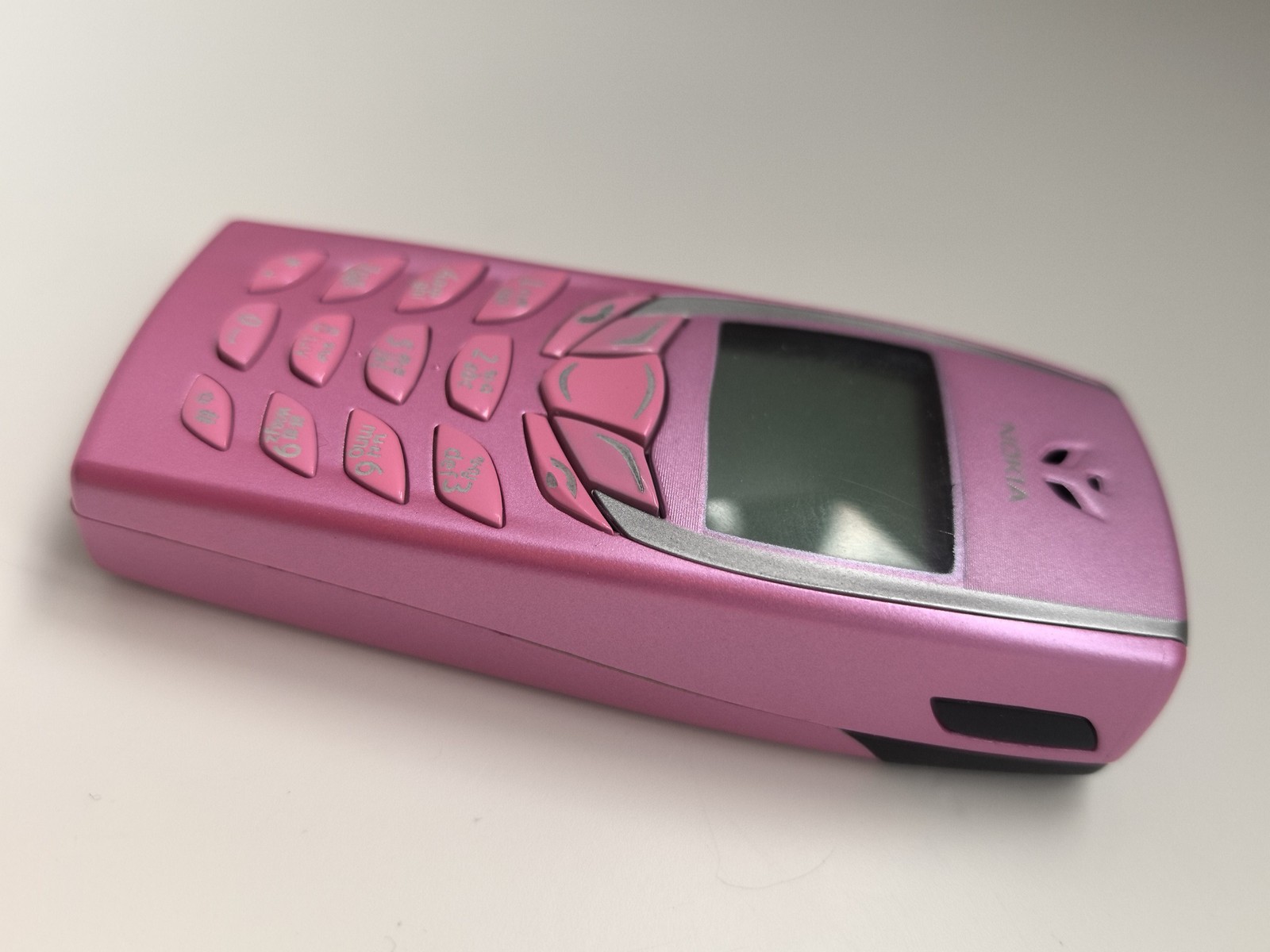 Nokia 6510 - (Unlocked) Cellular Phone - Image 4