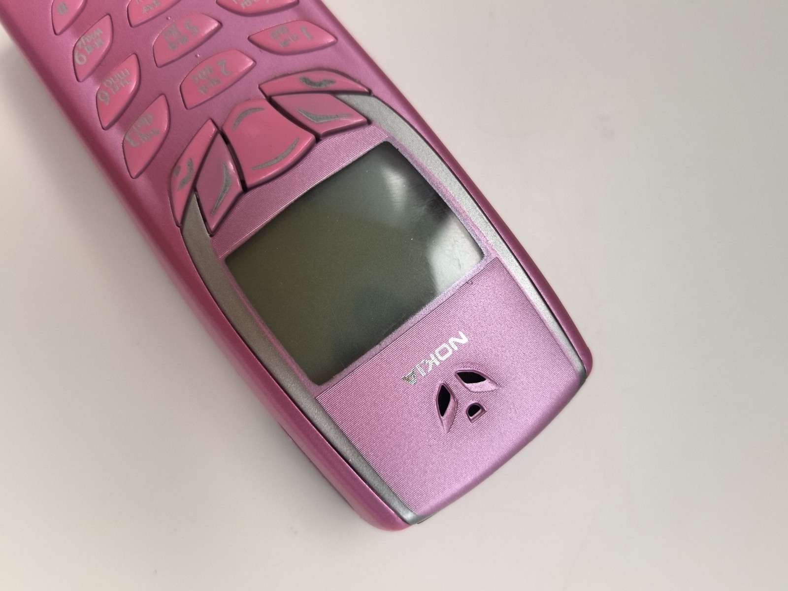 Nokia 6510 - (Unlocked) Cellular Phone - Image 6