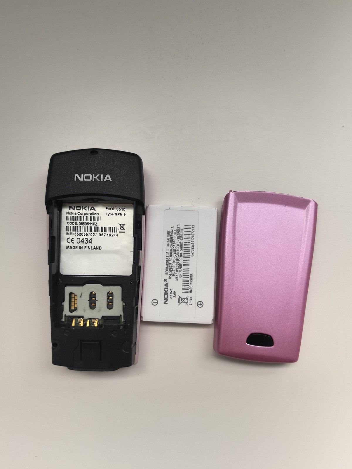 Nokia 6510 - (Unlocked) Cellular Phone - Image 8