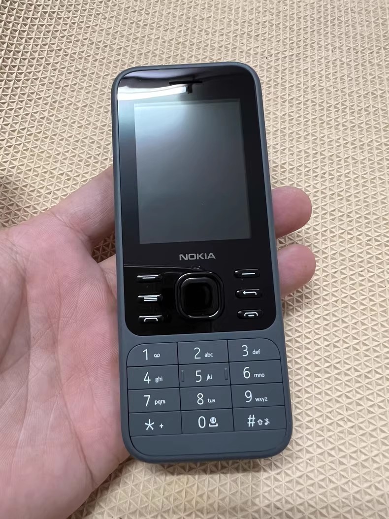 Original Nokia 6300 4G Dual SIM KaiOS Wifi 2.4 Inch FM Radio Bluetooth PHONE - Image 3