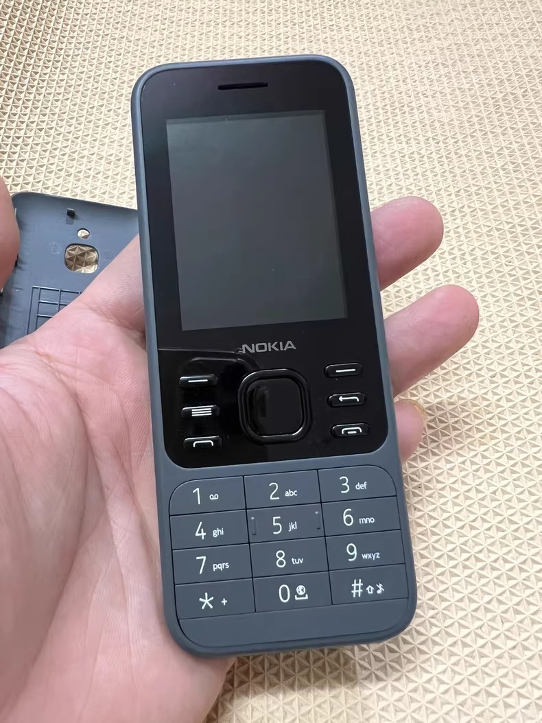 Original Nokia 6300 4G Dual SIM KaiOS Wifi 2.4 Inch FM Radio Bluetooth PHONE - Image 5