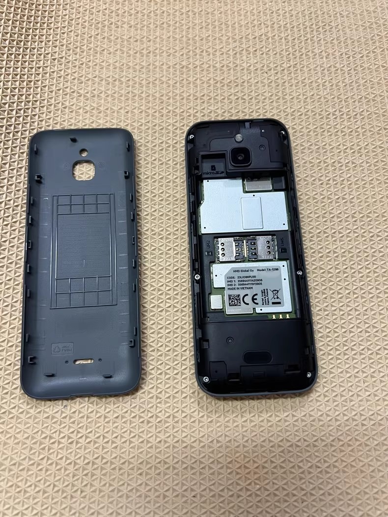 Original Nokia 6300 4G Dual SIM KaiOS Wifi 2.4 Inch FM Radio Bluetooth PHONE - Image 8