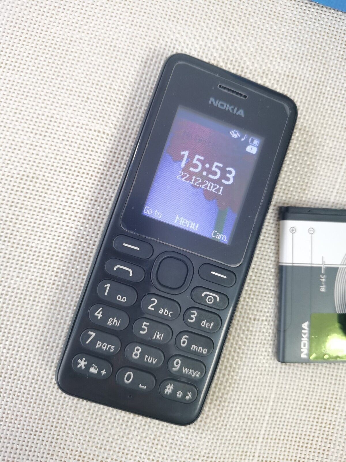 Nokia 108 FM Radio Dual SIM mobile phone Russian Hebrew Arabic keyboard Bundle Description 1 battery