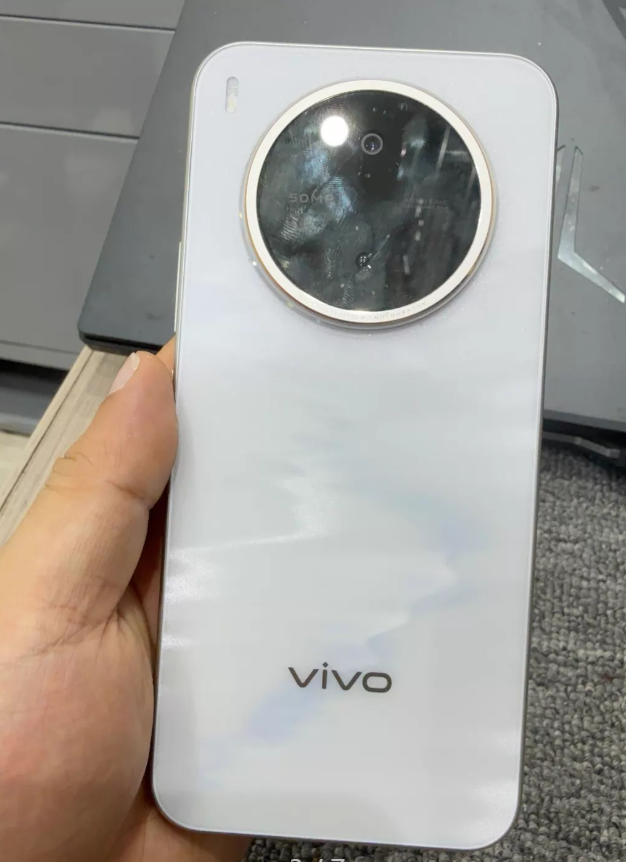 VIVO Y600 Pro Smartphone 6.83" 120Hz 50MP 128/256/512GB Google Color random color Internal 128GB 8GB RAM - Image 7