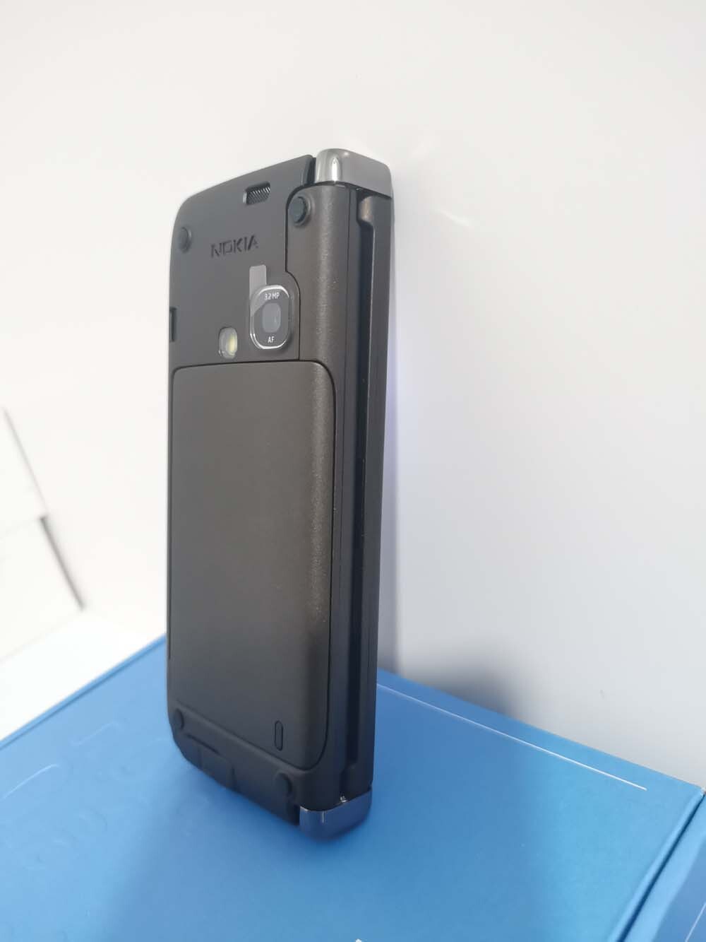 Nokia E Series E90 Communicator Symbian Business KeyboardSmartphone (Unlocked) Battery with 1 battery - Image 9