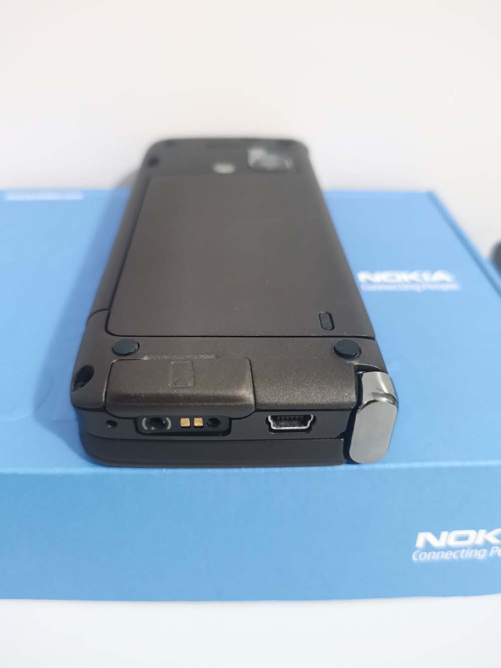 Nokia E Series E90 Communicator Symbian Business KeyboardSmartphone (Unlocked) Battery with 1 battery - Image 10