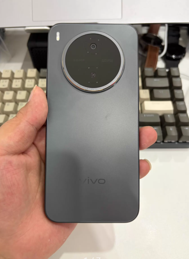 VIVO Y600 Pro Smartphone 6.83" 120Hz 50MP 128/256/512GB Google Color random color Internal 128GB 8GB RAM - Image 10