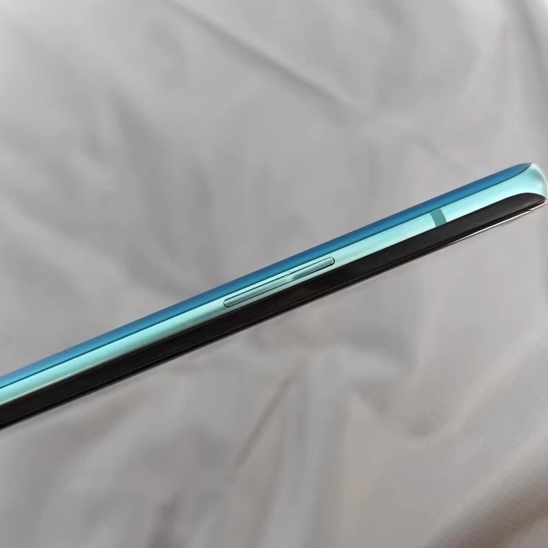 OnePlus 8 Pro 6.78'' 48MP 256GB Android 5G SmartPhone Storage 12GB+256GB Color Random color Charger Included Yes - Image 5