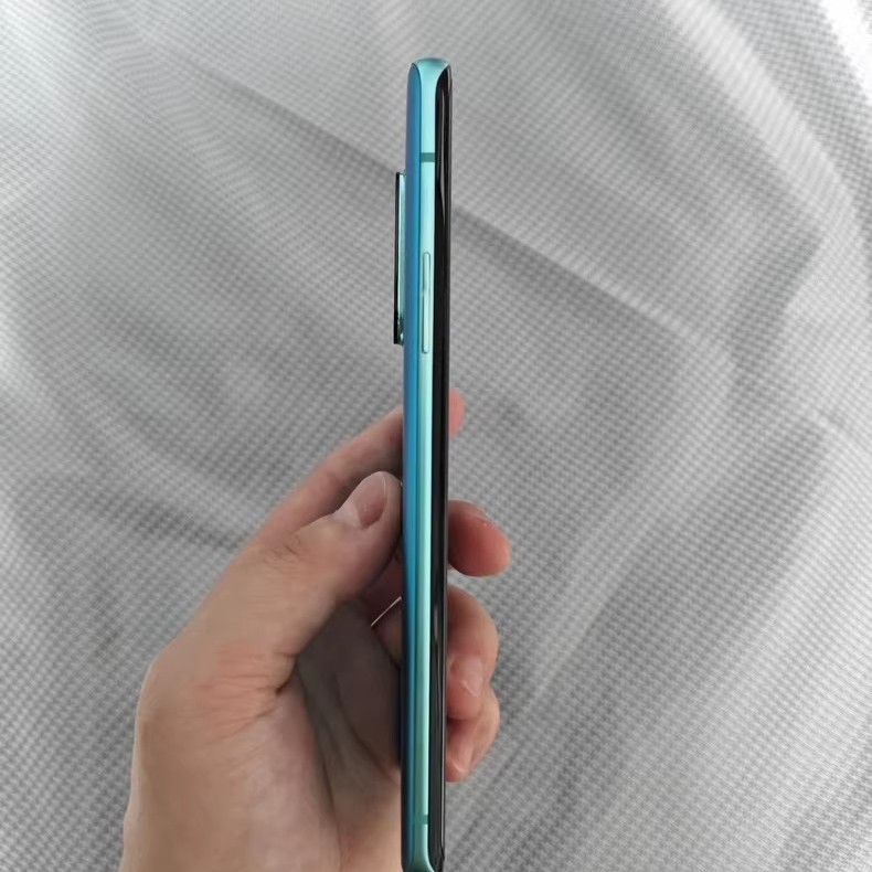 OnePlus 8 Pro 6.78'' 48MP 256GB Android 5G SmartPhone Storage 12GB+256GB Color Random color Charger Included Yes - Image 6