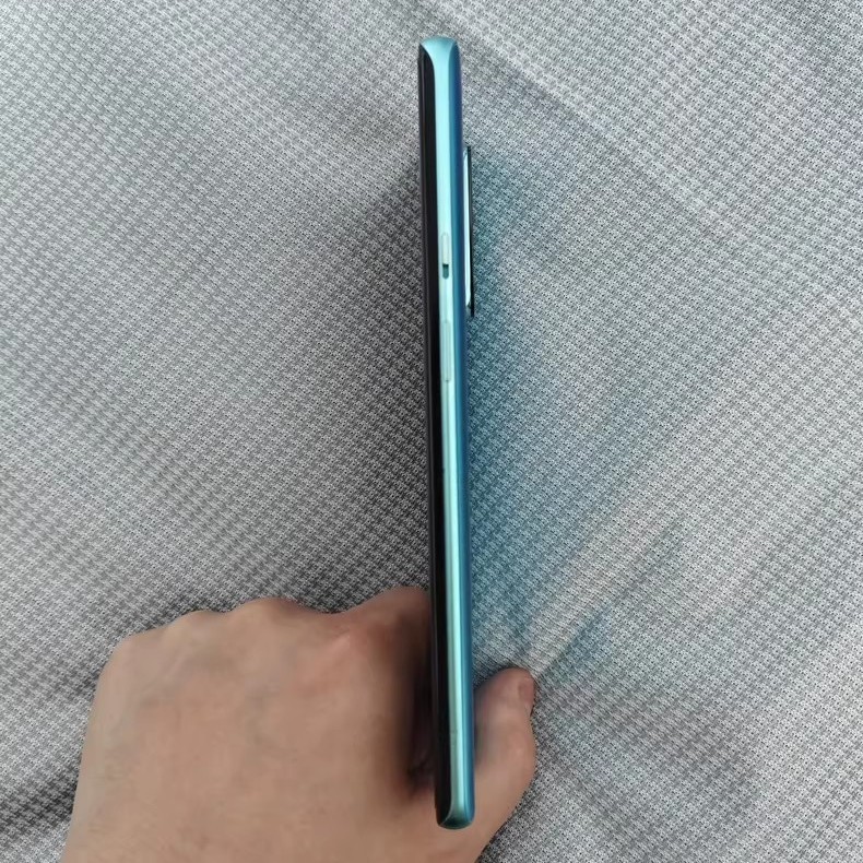 OnePlus 8 Pro 6.78'' 48MP 256GB Android 5G SmartPhone Storage 12GB+256GB Color Random color Charger Included Yes - Image 7