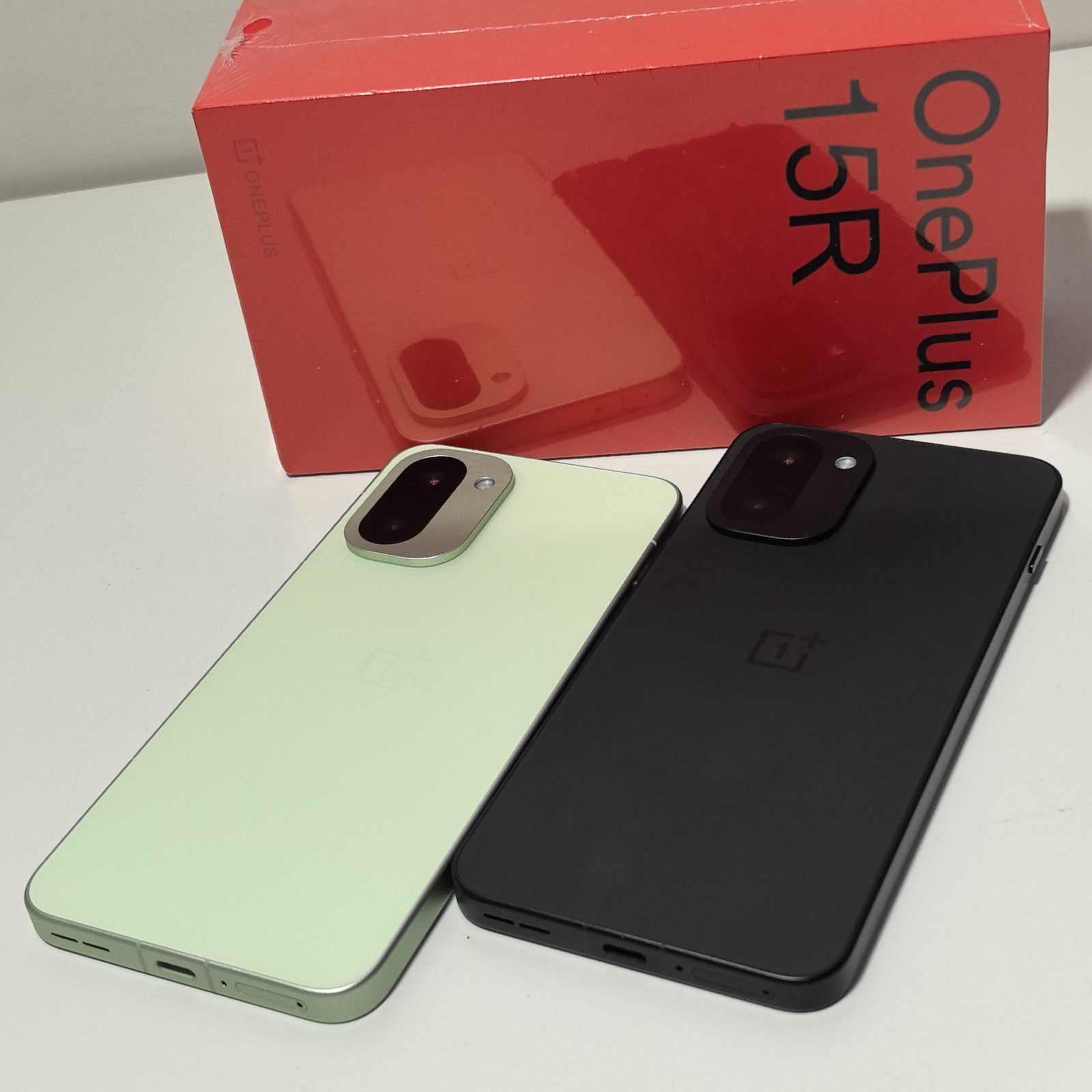 OnePlus 15R 5G 6.83" 50MP OxygenOS 512GB 12GB RAM Global storage 1TB 16GB RAM colors please note in order - Image 2