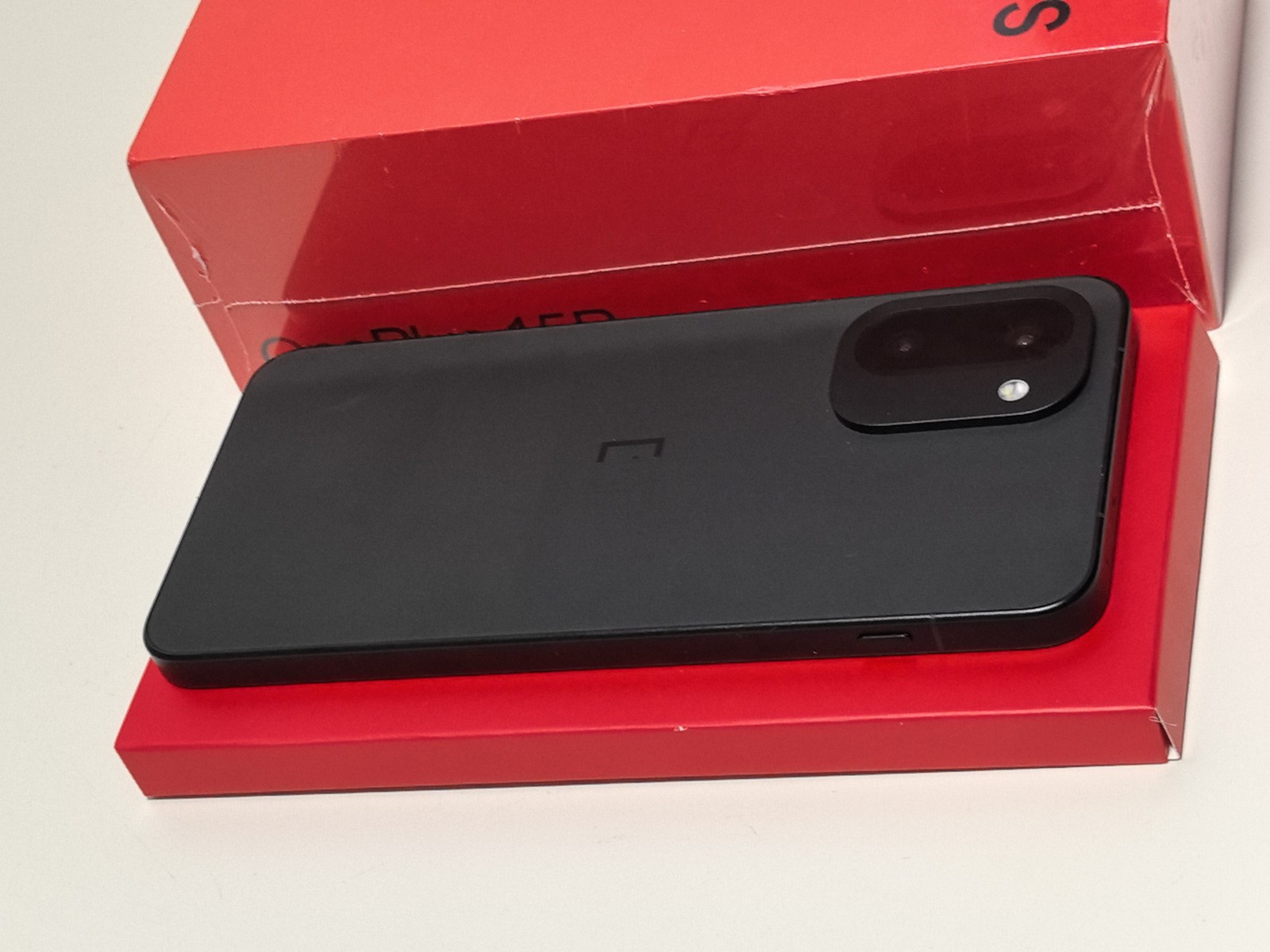 OnePlus 15R 5G 6.83" 50MP OxygenOS 512GB 12GB RAM Global storage 1TB 16GB RAM colors please note in order - Image 10