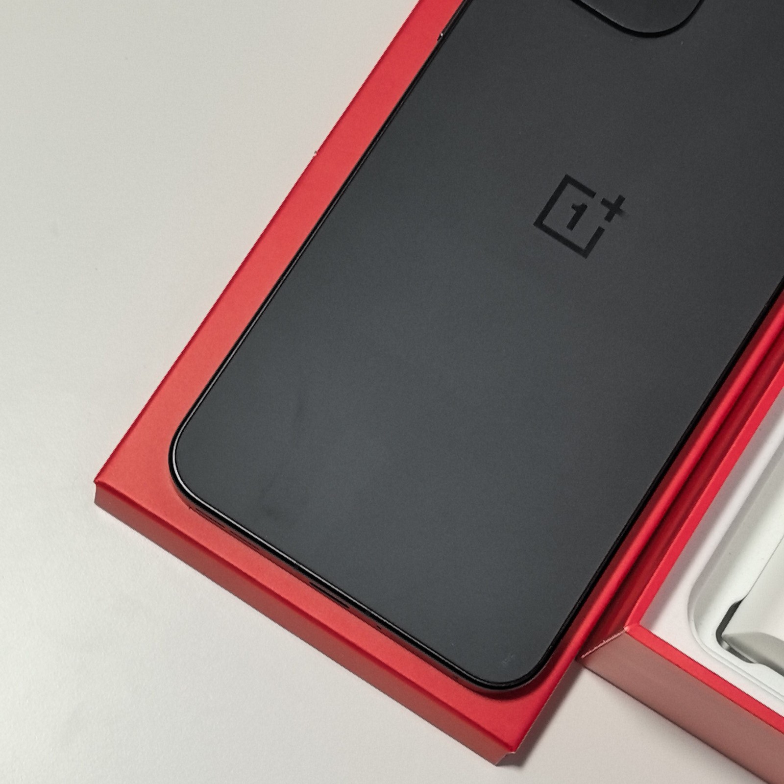 OnePlus 15R 5G 6.83" 50MP OxygenOS 512GB 12GB RAM Global storage 1TB 16GB RAM colors please note in order - Image 14