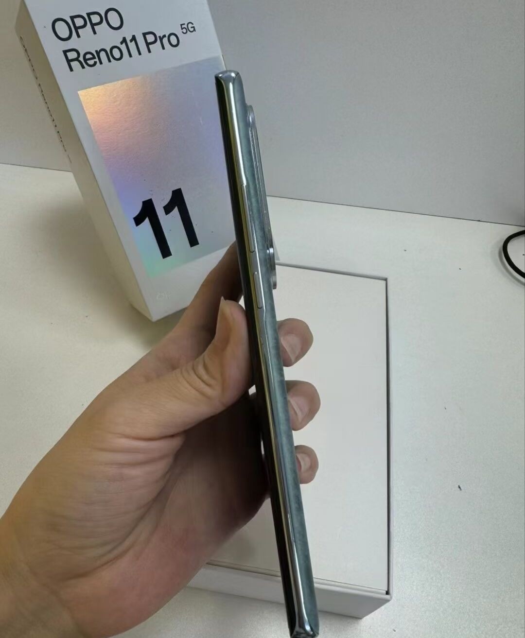 Oppo Reno11 Pro 5G 6.7" 50MP Mediatek Dimensity 8200 Android 14 - Unlocked Storage 12+512GB Color Random color - Image 6