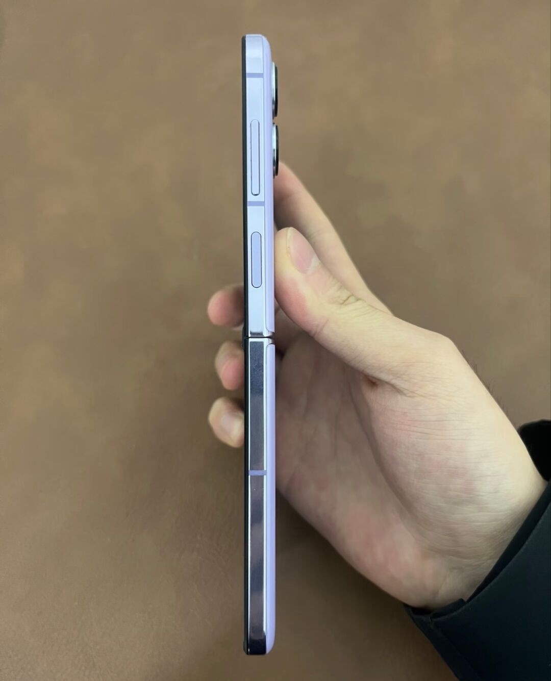Folding screen OPPO Find N2 Flip 5G Mediatek Dimensity 9000+ Android Smartphone Bind Mobile phone+charger Colors random color Storage 16+512GB - Image 4