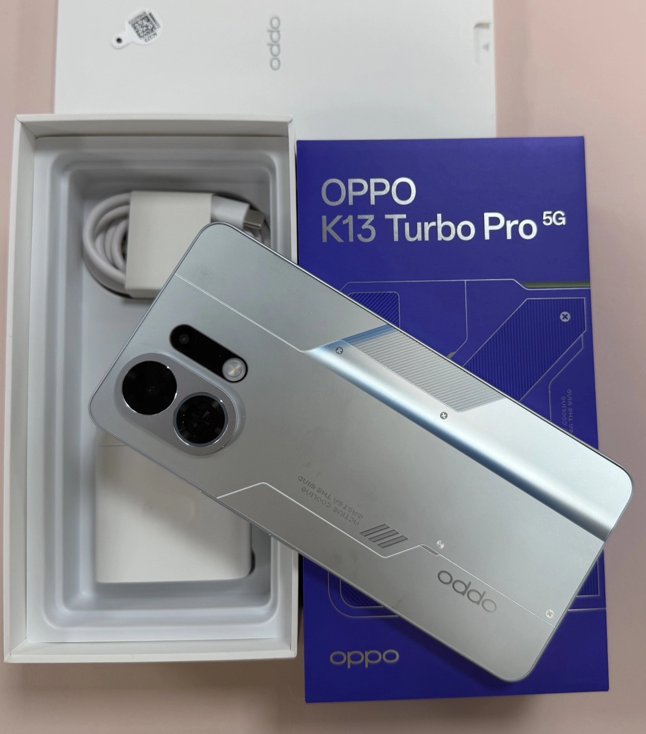 Oppo K13 Turbo Pro 5G 6.8" Qualcomm Snapdragon 8s Gen 4 Google unlocked Storage Capacity 16+512GB colors Random color - Image 2