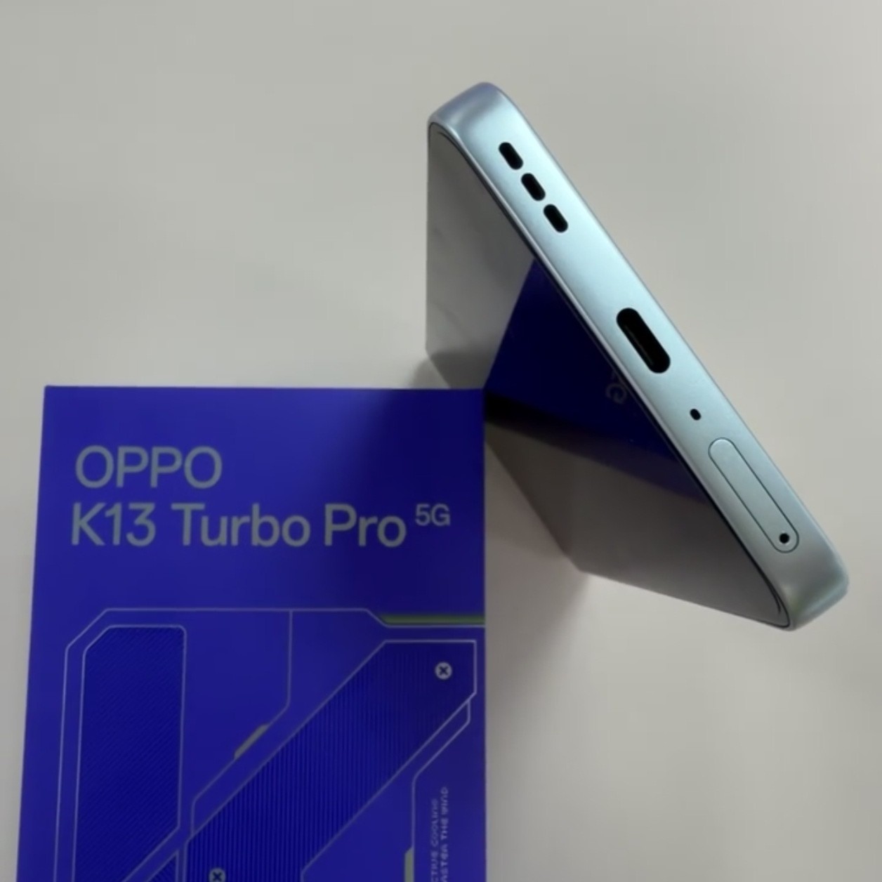 Oppo K13 Turbo Pro 5G 6.8" Qualcomm Snapdragon 8s Gen 4 Google unlocked Storage Capacity 16+512GB colors Random color - Image 4