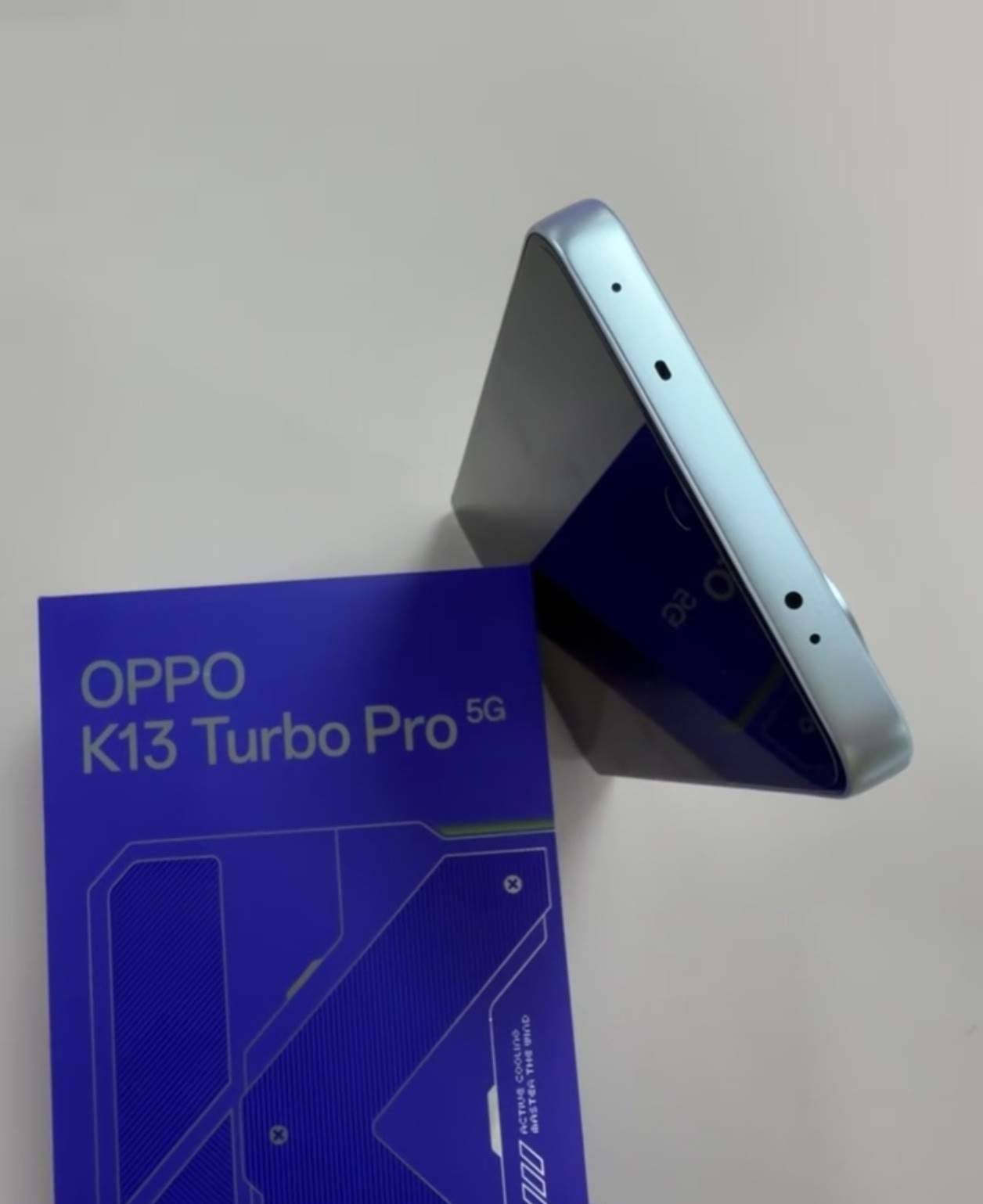 Oppo K13 Turbo Pro 5G 6.8" Qualcomm Snapdragon 8s Gen 4 Google unlocked Storage Capacity 16+512GB colors Random color - Image 6