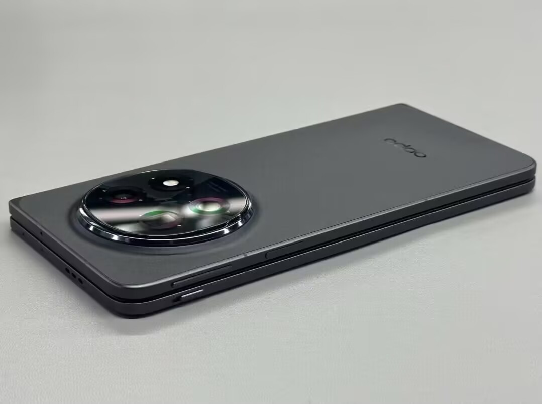 Oppo Find N5 5G 8.12" Android Qualcomm Snapdragon 8 Elite Double folding 1TB storage 512GB 16GB RAM colors Please note the color. - Image 6