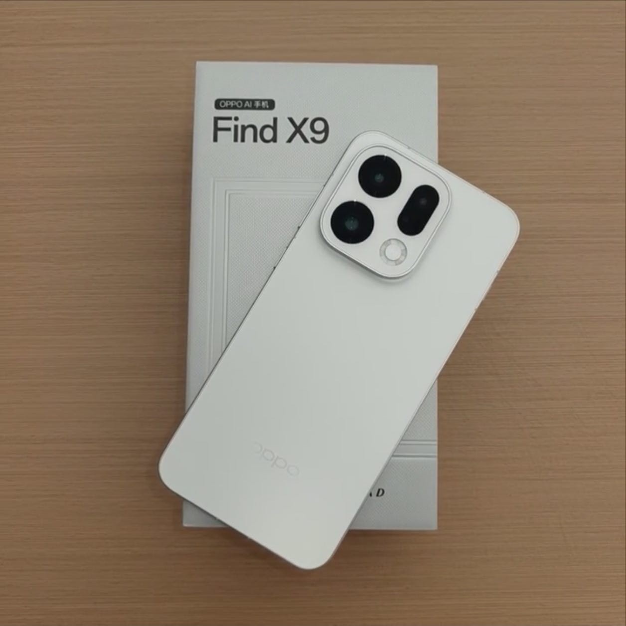 Oppo Find X9 5G 6.59" 50MP Dimensity 9500 7025mAh unlocked storage 1TB 16GB RAM colors Random color or note when placing an order